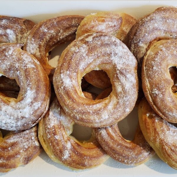 Custard dough rings with creamy curd cream 10 pcs.